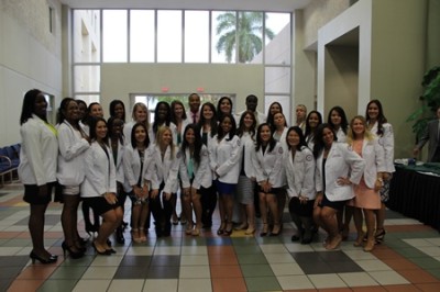 NSU’s Medical Sonography Program Class of 2016 shows off their new white coats 