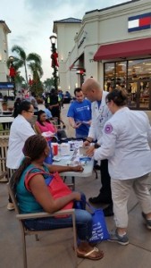 NSU College of Pharmacy students conduct glucose screenings and surveys in Palm Beach during American Diabetes Month